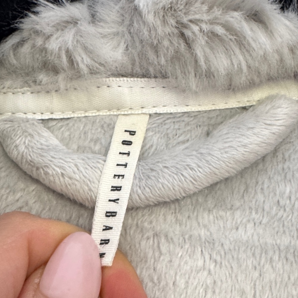 Pottery Barn Faux Fur Trim Hooded Robe Gray Plush Luxury Spa Gift Medium View 3